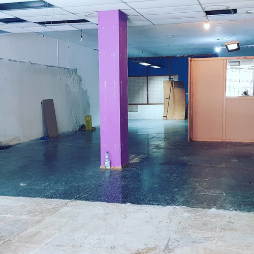 Local 330 Metros 8 De Frente 21 D Setiembre Apto Todo Rubro