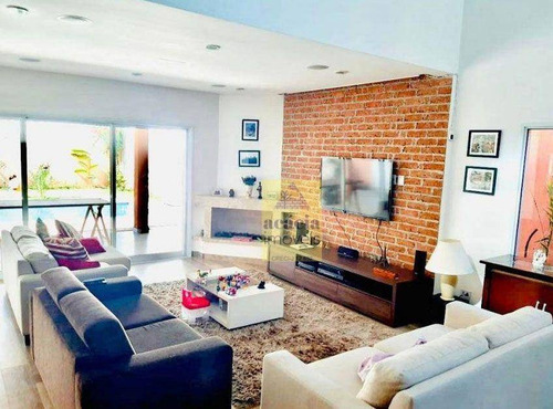 Imagem 4 de 15 de Lindo Imovél C/ Piscina De 400 M² - So3060