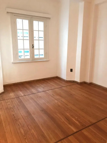 Apartamento 3 Dormitorios Centro Al Frente