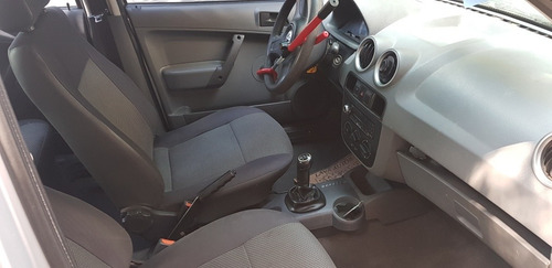 Volkswagen Gol 1.4 Power Ps+ac 83cv 2011