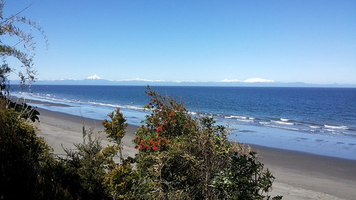Terreno 1ra Fila Playa Mirando Continente Y Volcán Nevado