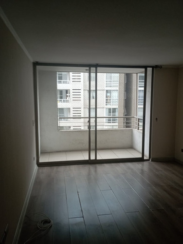 Departamento En Avd. José Pedro Alesandri. Torre 4. Macul.
