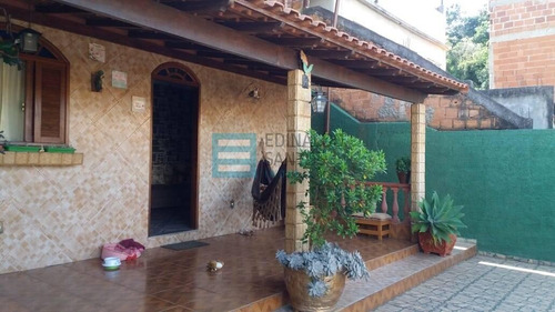 Imagem 1 de 15 de Edinaldo Santos - Casa De 2/4 Com Terraço Coberto E 3 Vagas De Garagem - 961