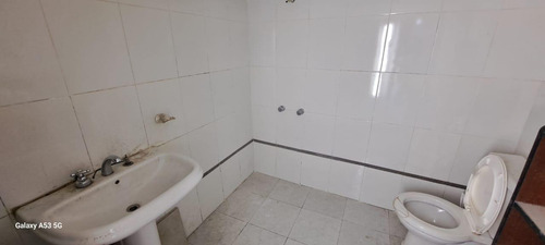 Deposito Tablada Cocina Baño Cocheras Permuta Dptos En Mataderos