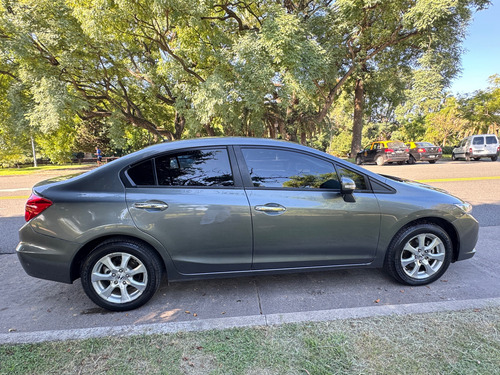 Honda Civic EXS 1.8 EXS MT 140 hp