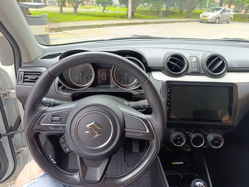 Suzuki Swift 1.2 Hybrid 2Wd