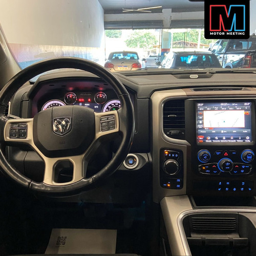RAM Ram Classic 5.7 Laramie Cab. Dupla 4X4 Aut. 4P