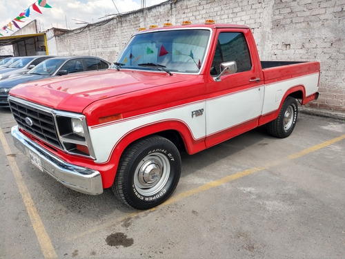 Imagen 1 de 15 de Ford F200
