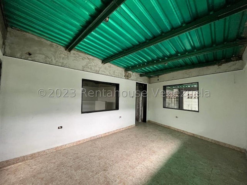 Galpón En Venta Av Intercomunal Turmero Maracay 24-4212 Hc