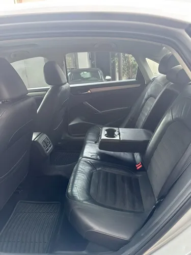 Volkswagen Passat 2.5 Highline At