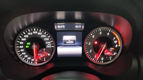 Imagen 12 de 15 de Mercedes Benz A 200 Blueefficiency Urban 2013