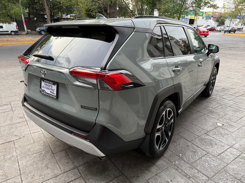 Toyota RAV4 2.5 Adventure 4wd At