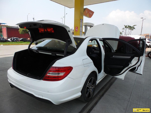 Imagen 14 de 25 de Mercedes Benz C 200 Cgi