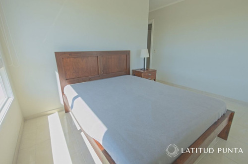 Imagen 22 de 30 de Apartamento En Le Jardin, 3 Suites Más Dependencia