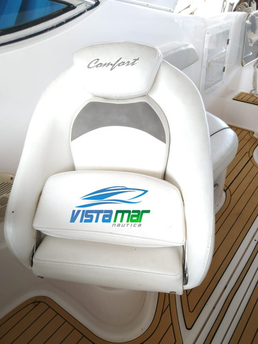 Imagem 6 de 15 de Lancha Ventura 26.5 Comfort