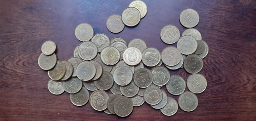 Lote De 38 Monedas Argentinas Doradas Inmantadas