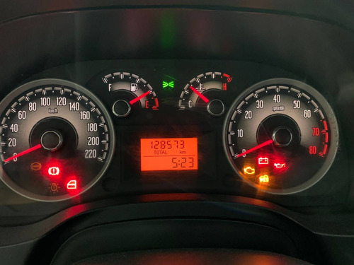 Imagem 7 de 8 de Fiat Palio 1.6 Trekking Weekend 16v Flex 4p Manual