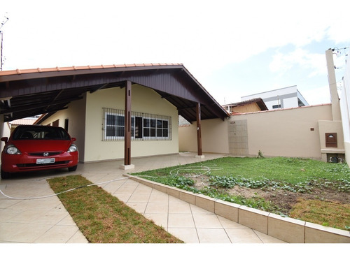Imagem 1 de 19 de Casa De Frente Para O Mar À Venda Em Peruíbe / Sp.