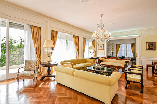 Edificio De 4 Pisos - Venta En Block - Ideal Embajada - Máxima Categoría En Belgrano R