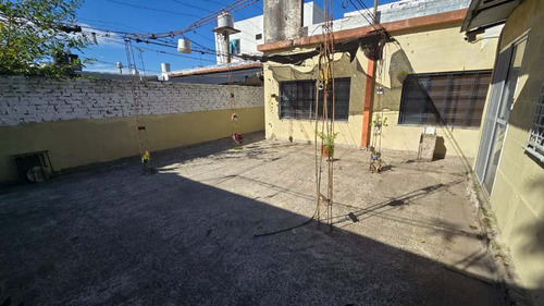 Casa Ph En Alquiler En Moron Sur