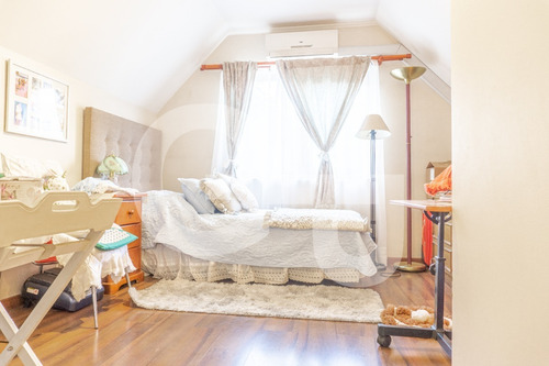 Hermosa Casa, Ubicada En El Mejor Condominio De Los Fresnos