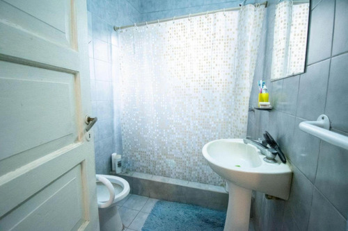 Casa En Venta - 2 Dormitorios 2 Baños - 300mts2 - City Bell