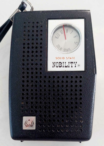 Radio Nobility Solid State Hecho Hong Kong.  C8