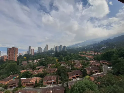 Apartamento En Arriendo Los Balsos 743-7381