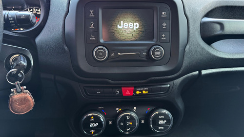 Jeep Renegade 1.8 Longitude Flex Aut. 5p