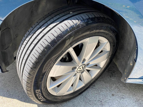 Imagen 3 de 14 de Volkswagen Jetta 2015 2.5 Comfortline Mt At