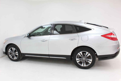 Imagen 2 de 12 de Honda Crosstour 2014 6 Cilindros
