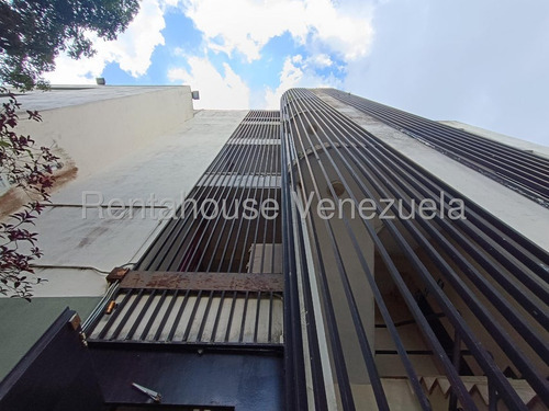 Edificio En Venta En Mariche 3 Pisos Sotano Edificios Caracas Cavas Refrigeracion Angela Tochon Edificios Comerciales