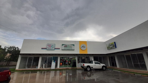 Imagen 3 de 4 de Local En Plaza Comercial Dzityá 50mts