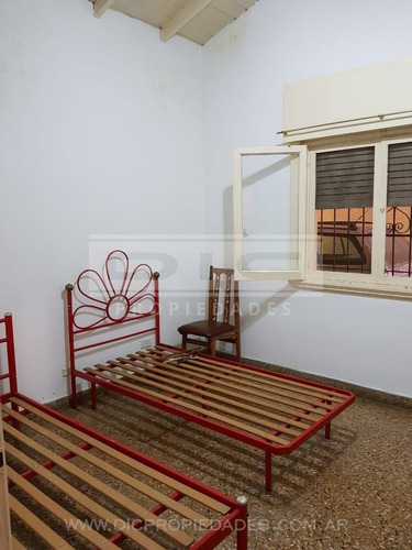 Imagen 18 de 30 de Chalet 4 Ambientes Venta - Beccar