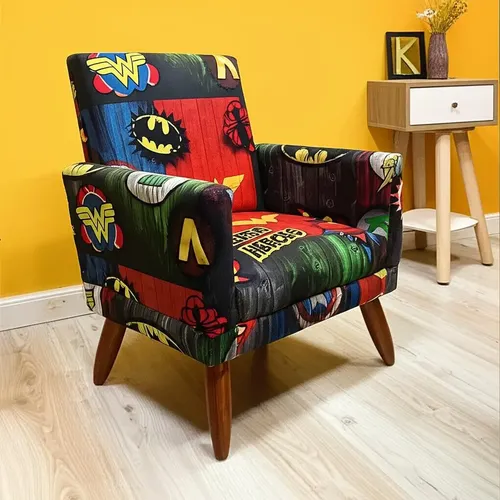 Poltrona Infantil Para Quarto Reforçada Estampa Heróis Tecido Suede Liso