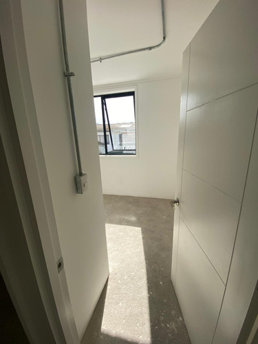Excelente Local En Arriendo 2 Oriente Entre 12 Y 13 Norte.
