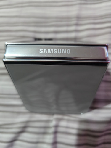 Celular Samsung Galaxy Z Flip 5 5g 8gb 512gb Color Aqua One Ui 7 (Usado)