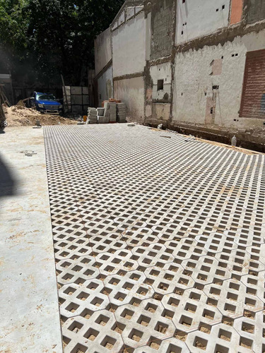 Imagen 2 de 5 de Colocación Piedras-garden Block-atermicos -llave En Mano