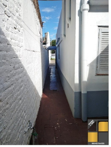 Imagen 14 de 14 de Casa Para 2 Familias En Venta En Lanus Oeste