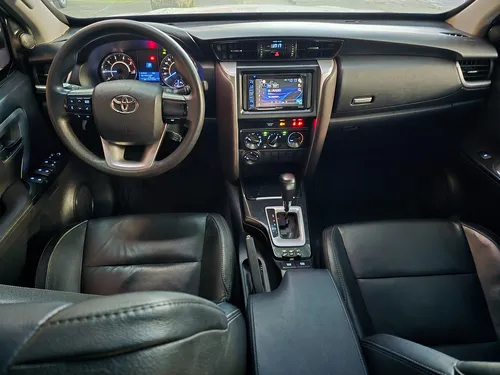 Toyota Fortuner 2.8l