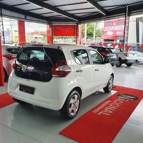 Imagem 4 de 7 de Fiat Mobi Evo Like 1.0 (flex) Flex Manual