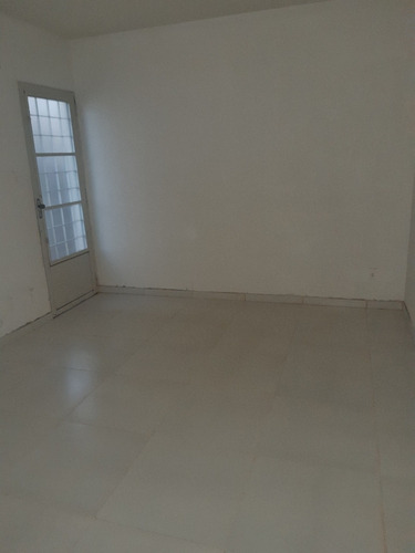Imagem 7 de 17 de Vendo Ou Troco Por Veículo, Apto Térreo, 2q, Quitado, Portão Eletrônico, Segurança 24h