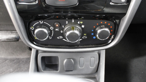 Renault Duster 2.0 Expression At