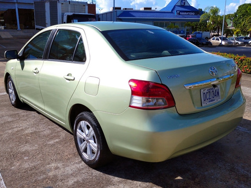 Imagen 3 de 15 de Toyota Yaris Belta - Sincronica