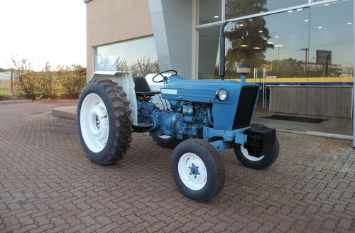Trator Ford, Modelo 4600 4x2, 62 Cv, Ano 1984 Cod006