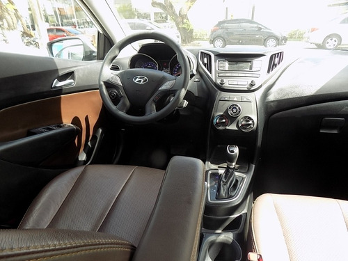 Imagem 7 de 15 de Hb20 1.6 Comfort Plus 16v Flex 4p Automático 34635km