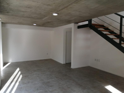 Imagen 5 de 28 de Duplex En Condominio Cerrado- Zona Portones - Carrasco Norte