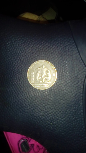 Imagen 1 de 2 de Moneda 200 Pesos Del Mundial 1986