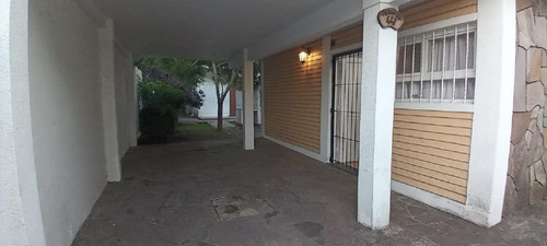Imagen 7 de 29 de Casa + Dto 2 Ambientes. Sola En El Lote Con Gas Natural