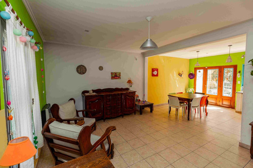 Imagen 10 de 27 de Casa 3 Dormitorios En Venta En La Plata